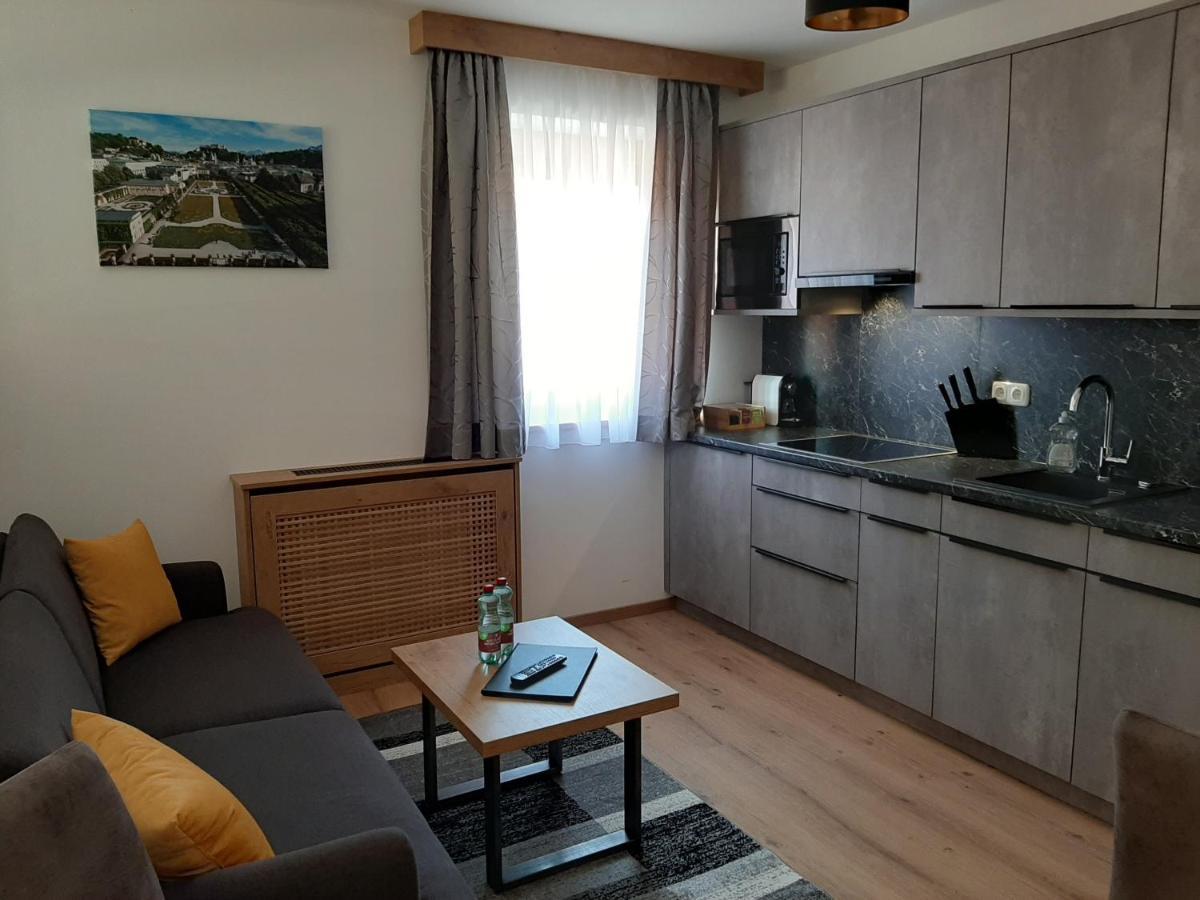 Apartments By Pension Ballwein Salzburg Eksteriør bilde