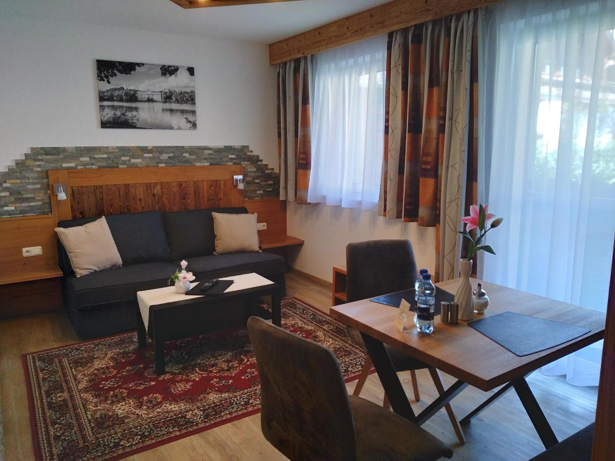 Apartments By Pension Ballwein Salzburg Rom bilde